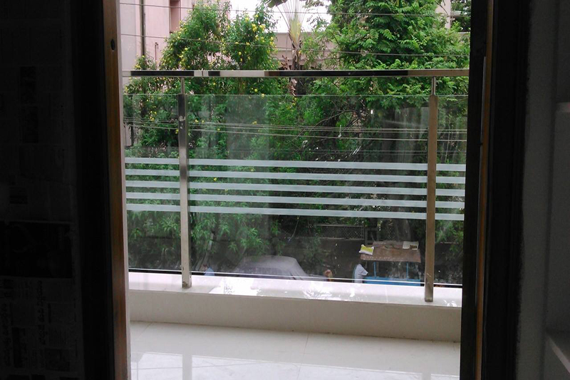 ss-glass-railings